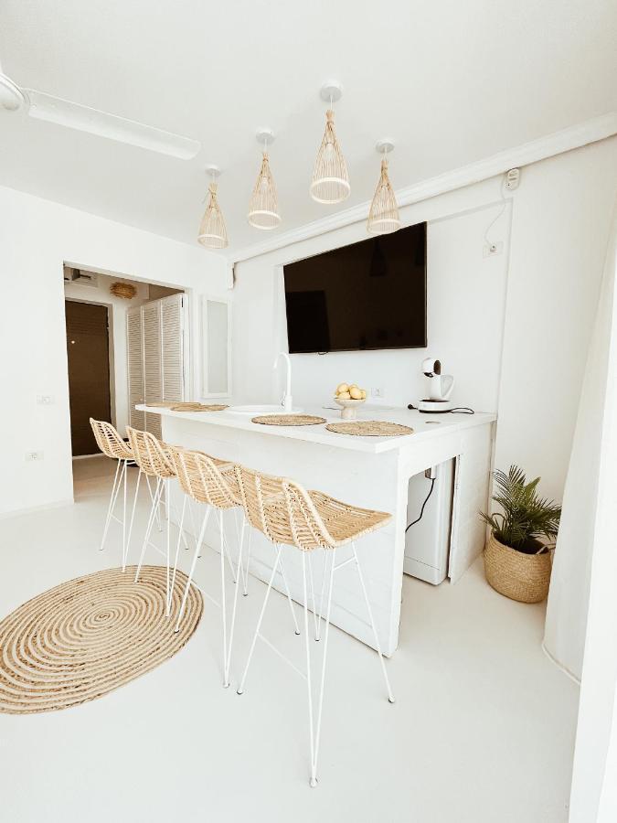 Studio Beach Residence นาโวดาริ ภายนอก รูปภาพ