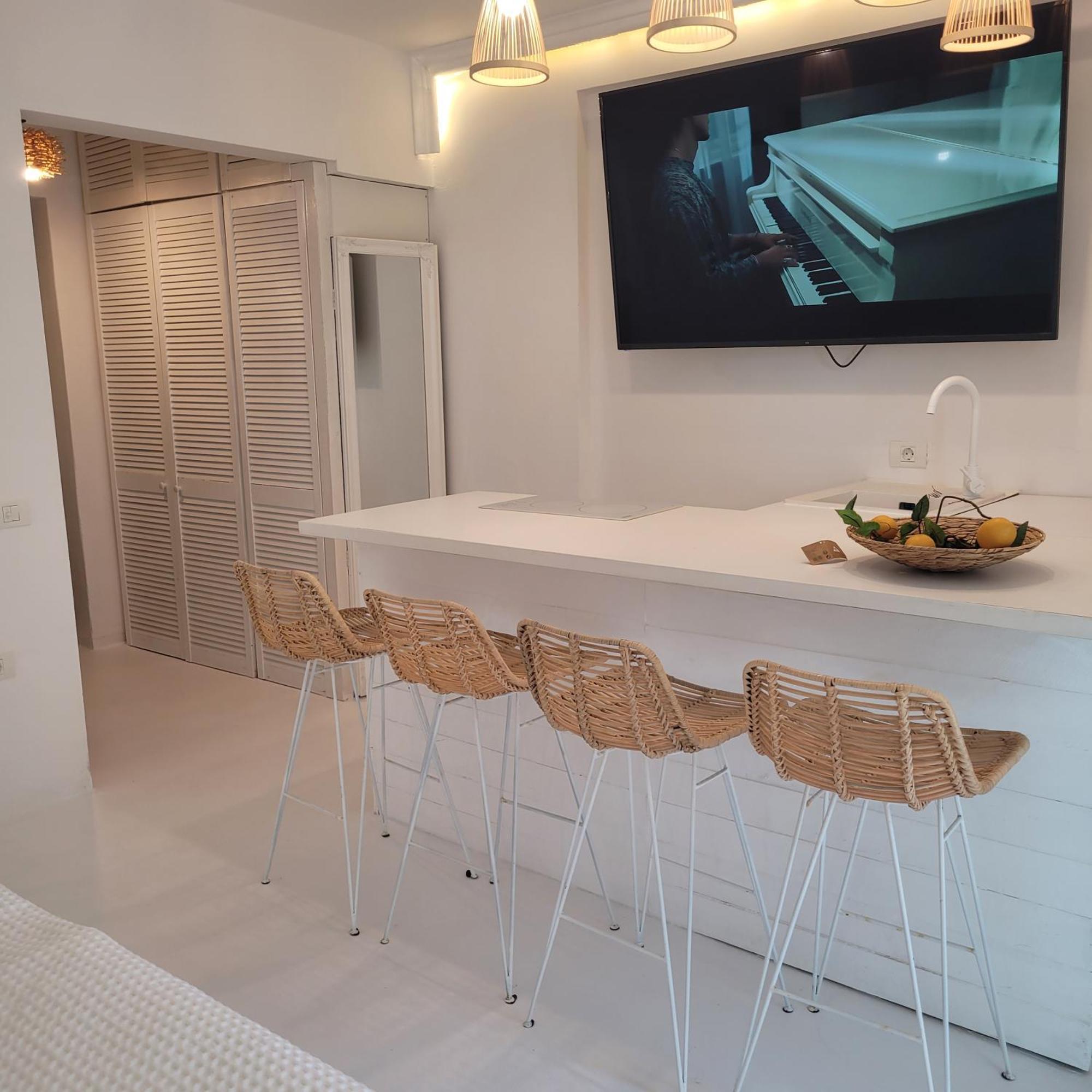 Studio Beach Residence นาโวดาริ ภายนอก รูปภาพ